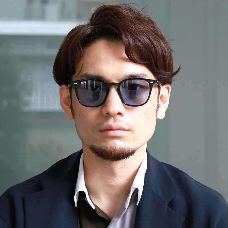 Ray-Ban】 RB4258F 601/80 WASHED LENSES ポリッシュブラック/ブルー