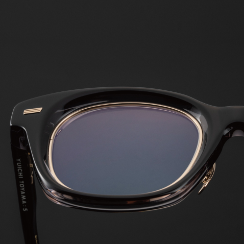 DIABLO 01（Black/Gpld）